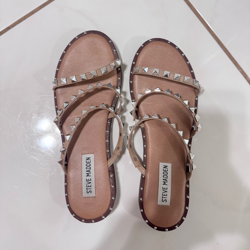 Steve Madden Brown Studded Sandals
